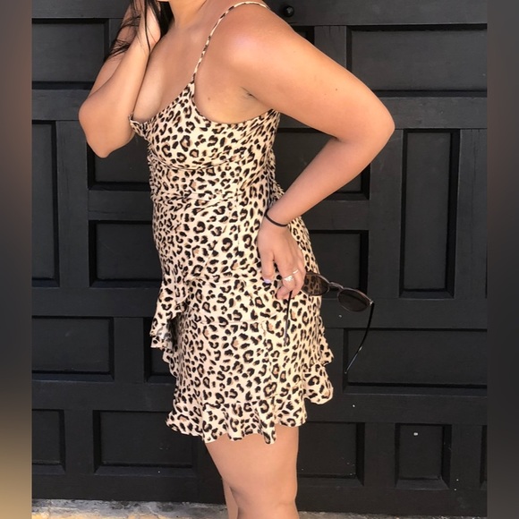 Cheetah-print dress from H&M - Picture 2 of 4
